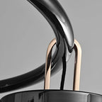 black pendant light fixture