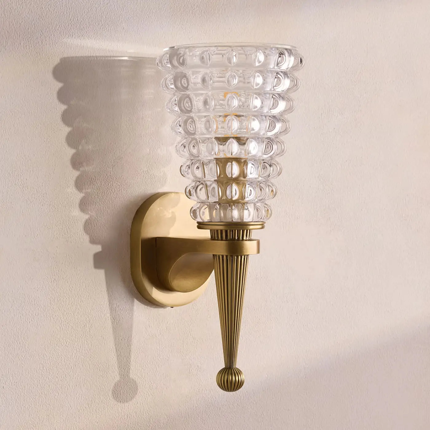 valencia-wall-light