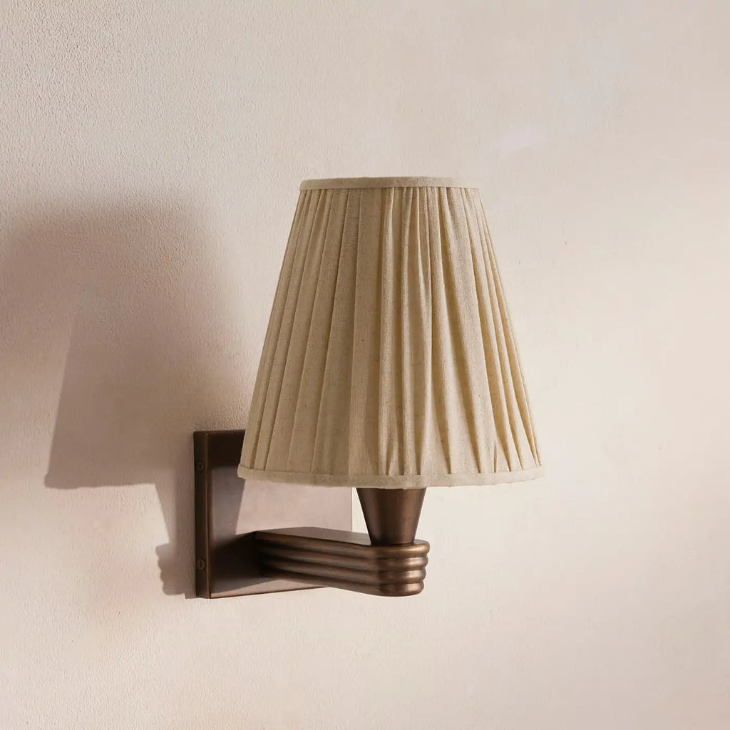 viola-wall-light-bronze