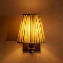 viola-wall-light-bronze